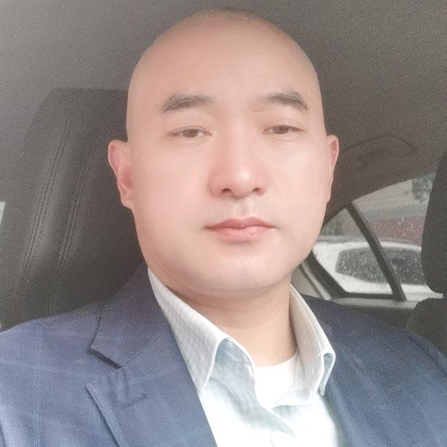 伍洪然