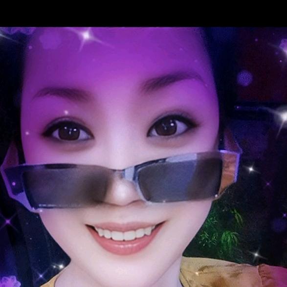 招财雪儿（新手直播晚上七点半）