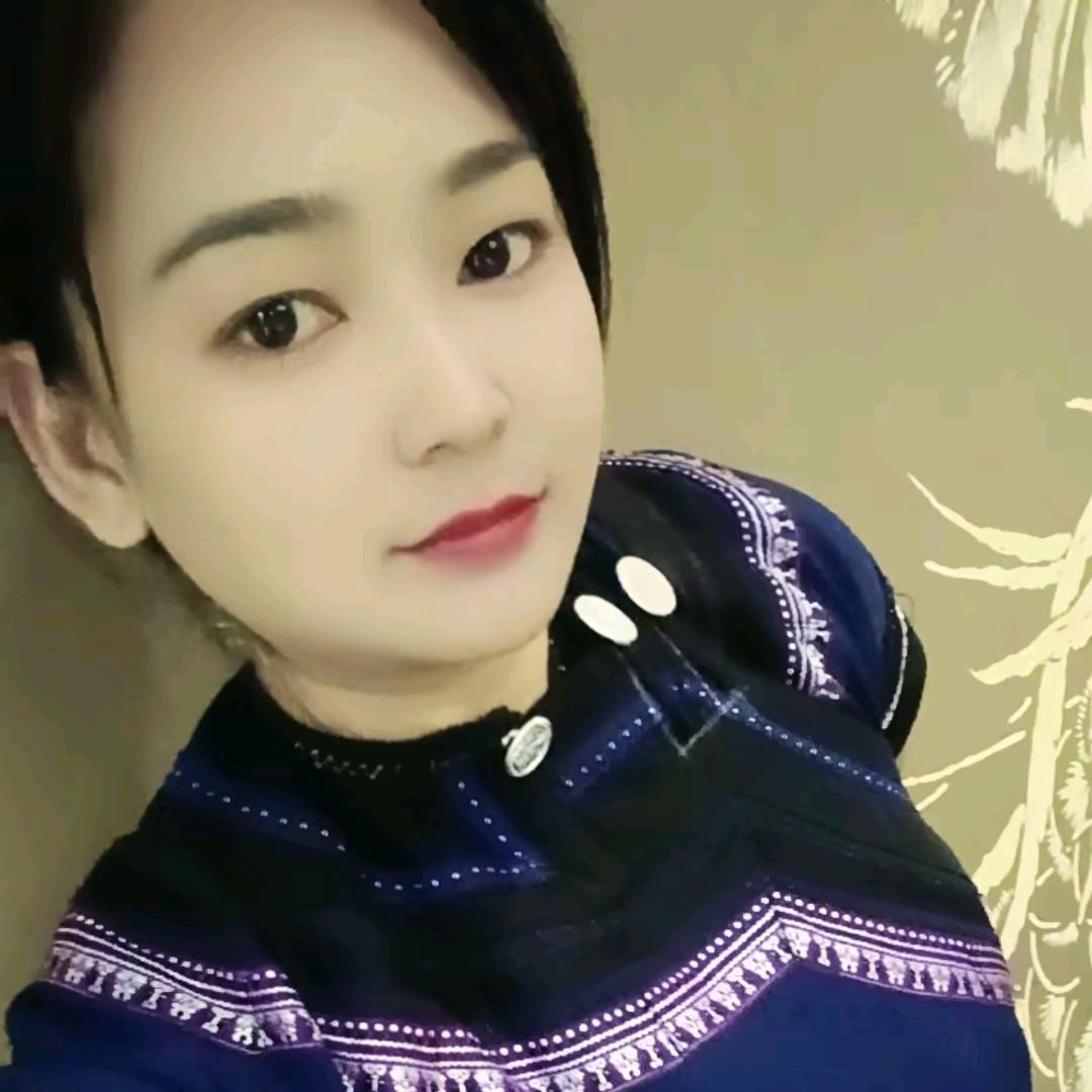 ，为情所伤的女人，从此封心，