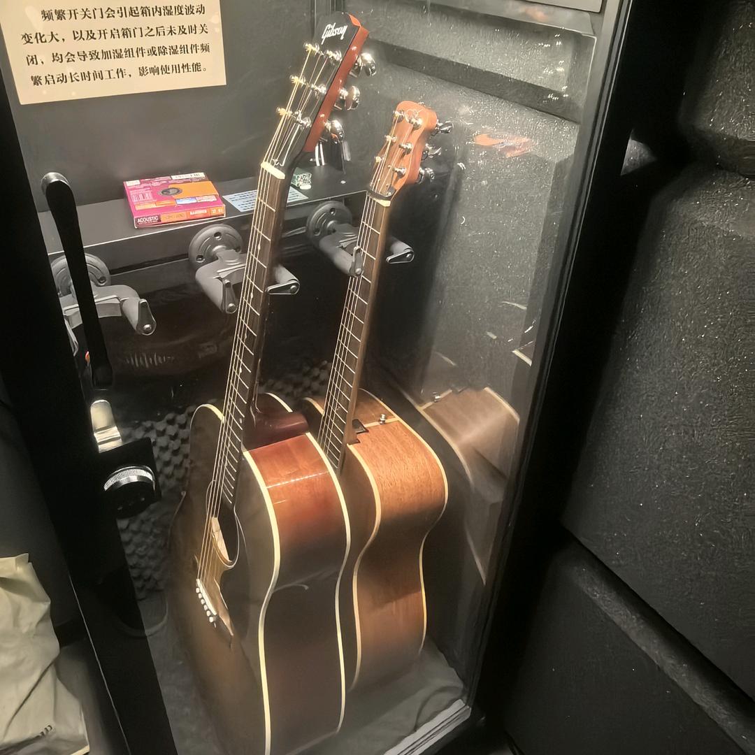 马哥弹唱