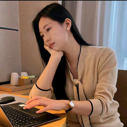 莫兰优雅女装