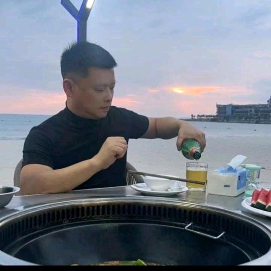 @徐，先，生
