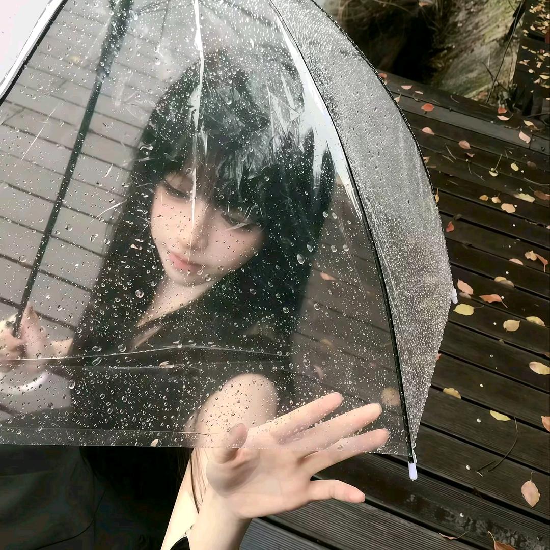頔头像
