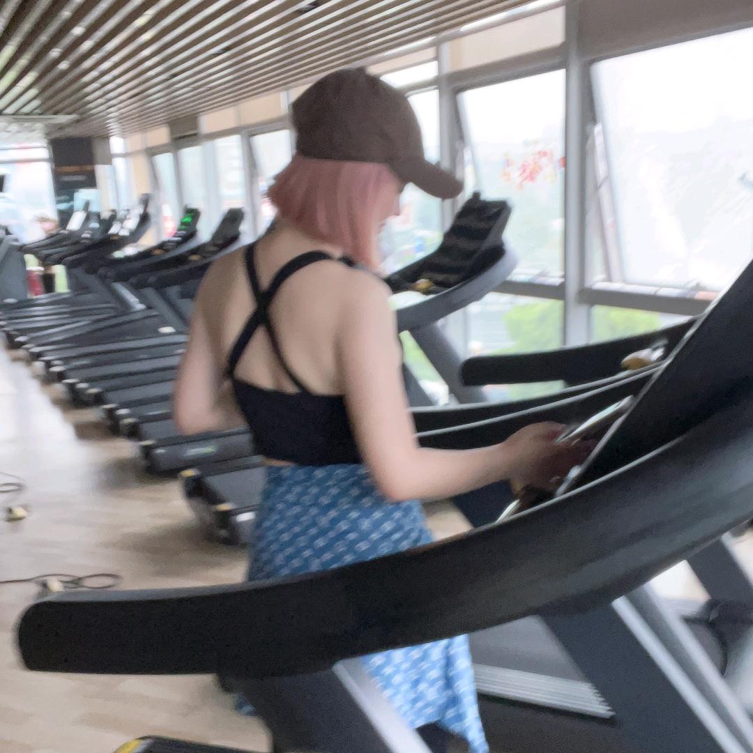胖妹爱运动