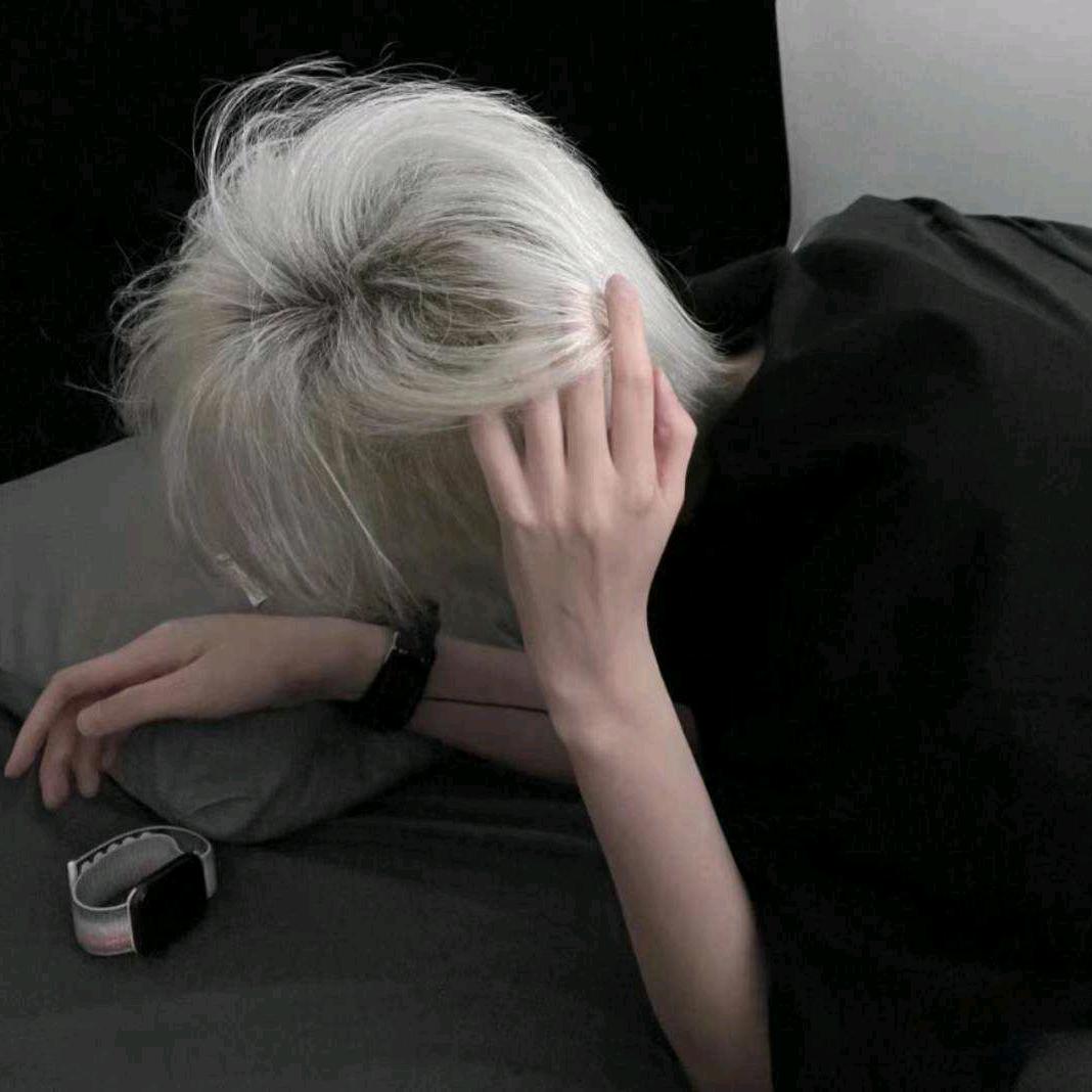𝒁𝒉𝒐𝘇.小星