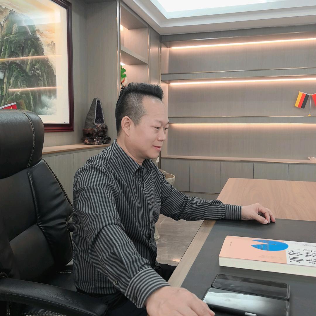 深圳鑫喜家政龙老师