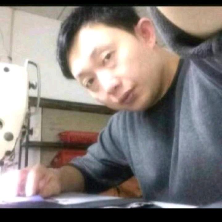 刘佳助精选服装小铺