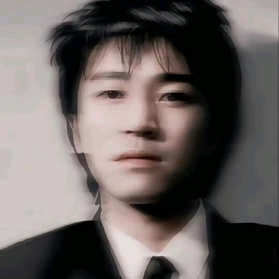 √3