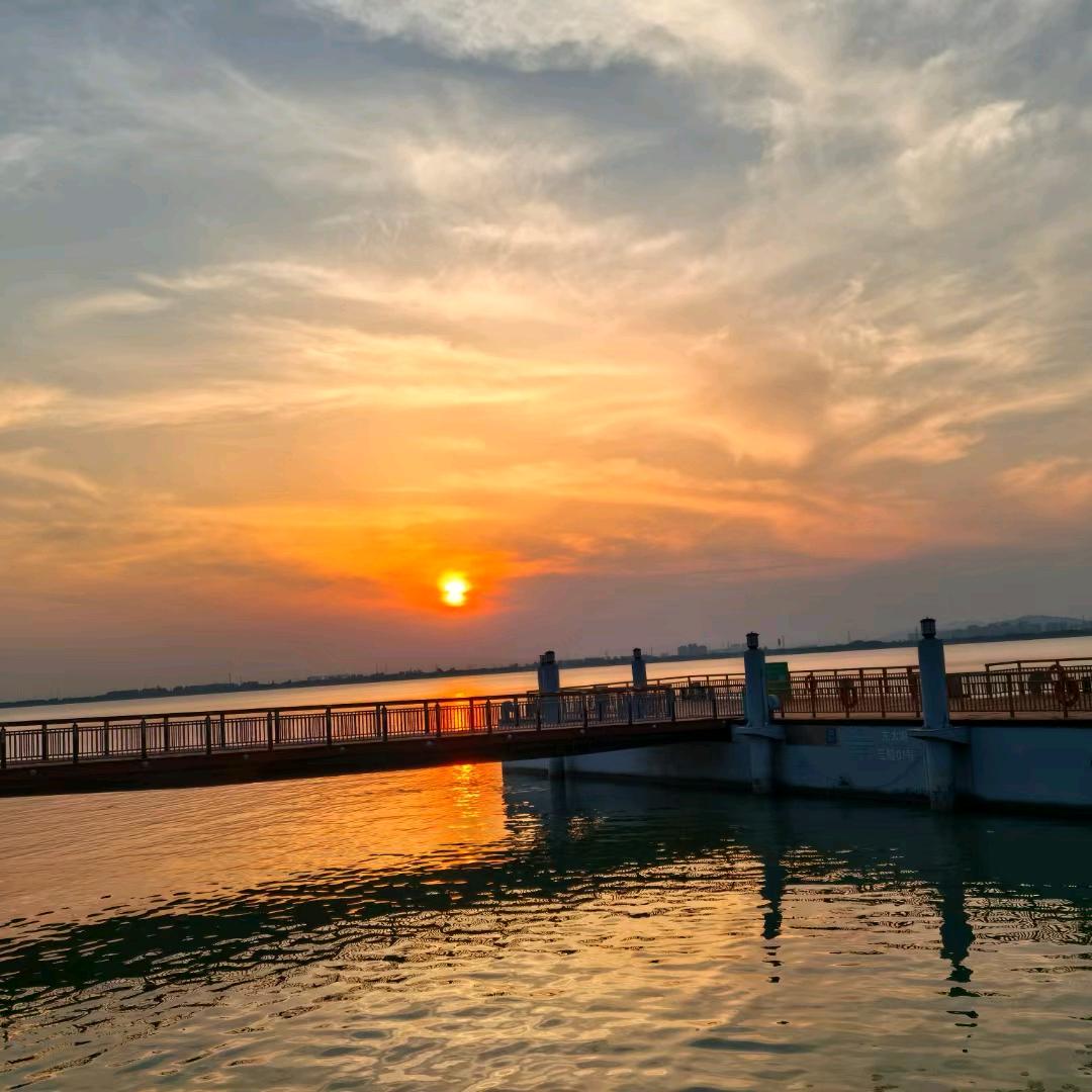 ℋღ᭄笑着🍒退场ℛ꧔ꦿᩚ࿐