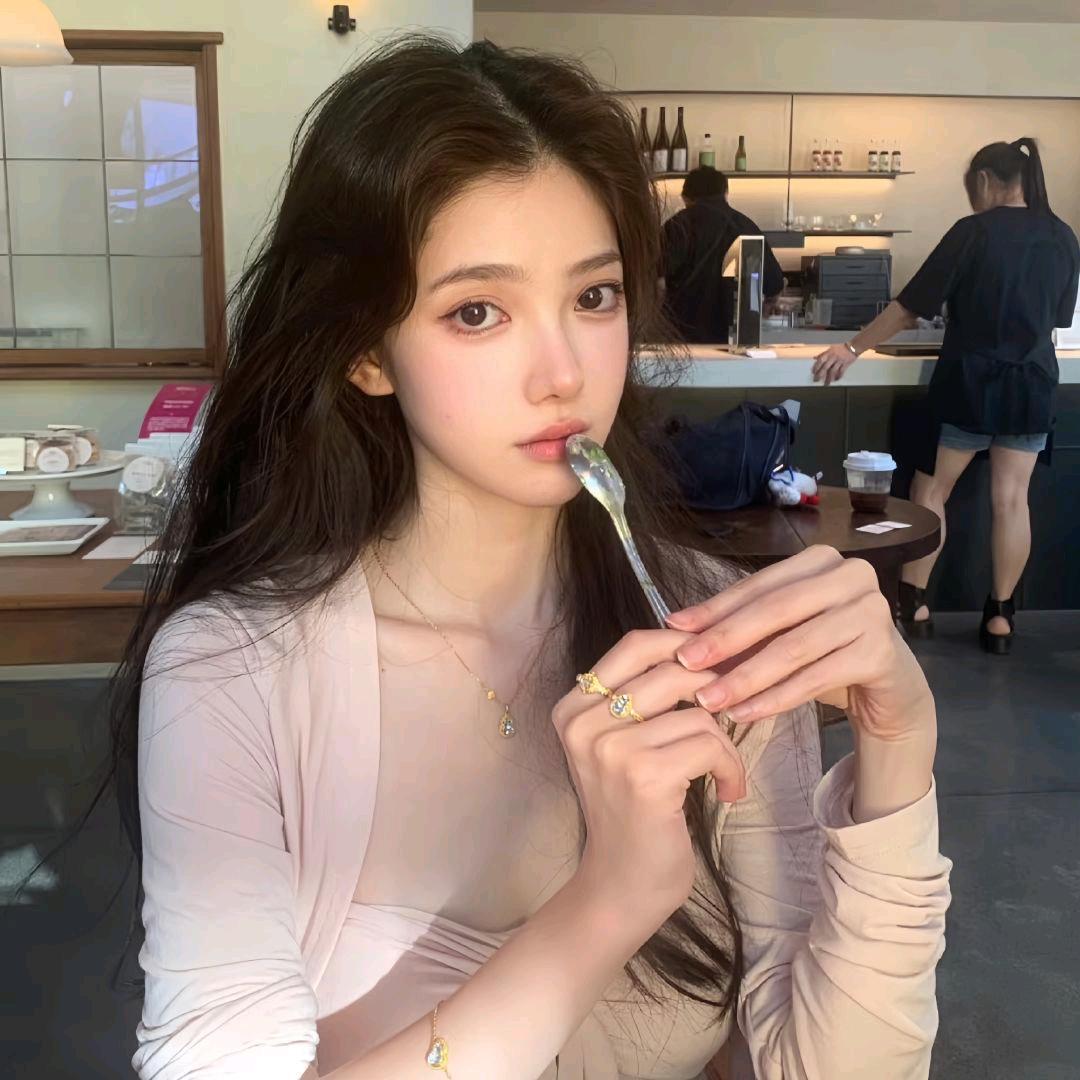 小猫乖乖