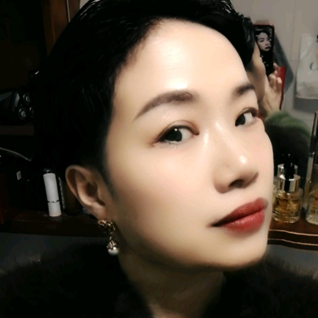 红艳&
