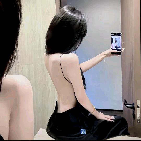 你的女朋友
