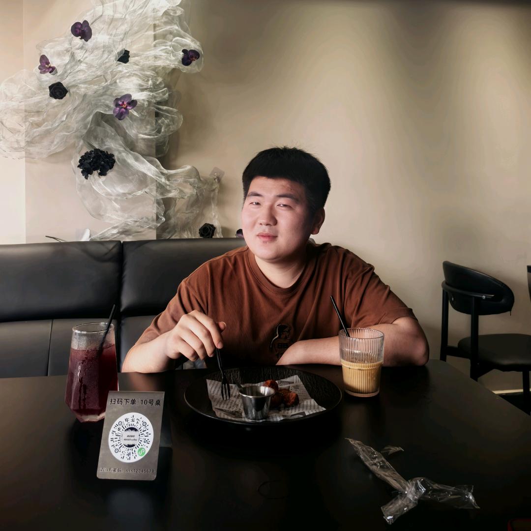 6.9万人