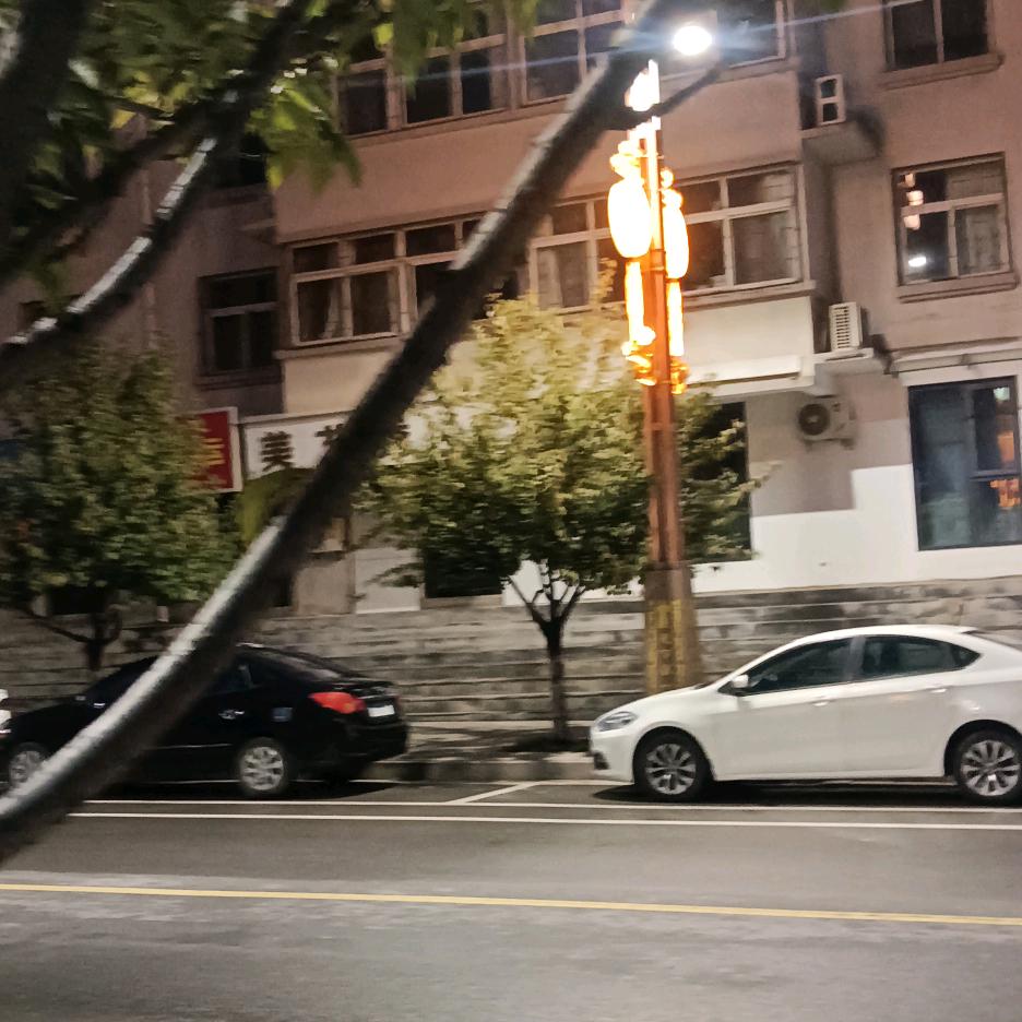 忙（钱）忙（厚）