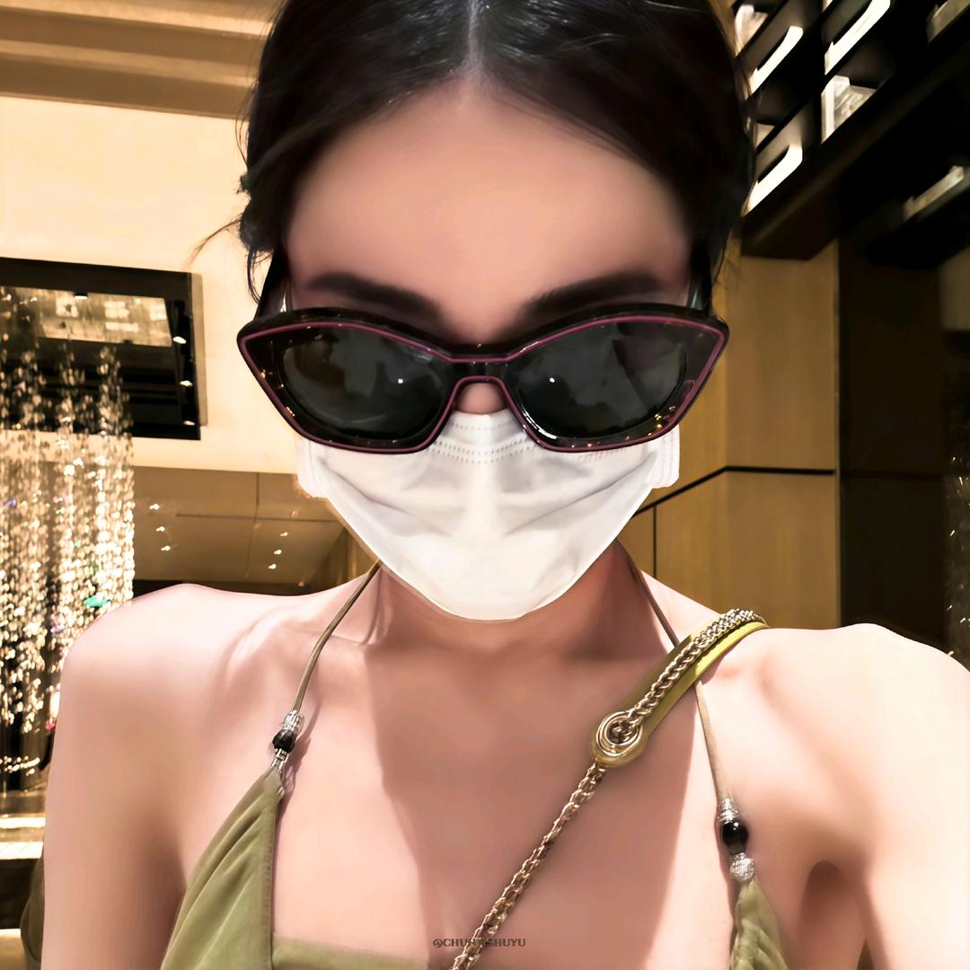 𝘾𝙧𝙮𝙨𝙩𝙖𝙡.头像