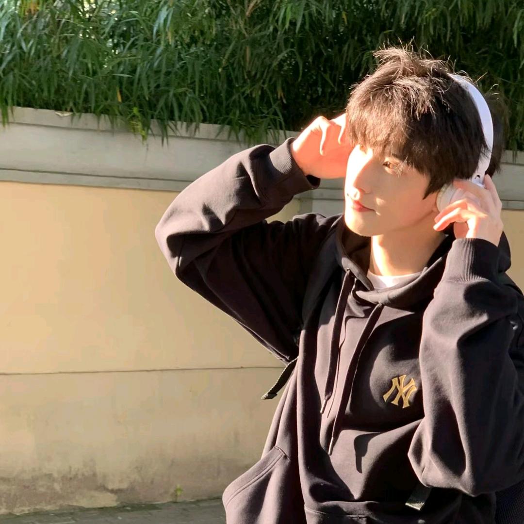 纯情小苏🚬