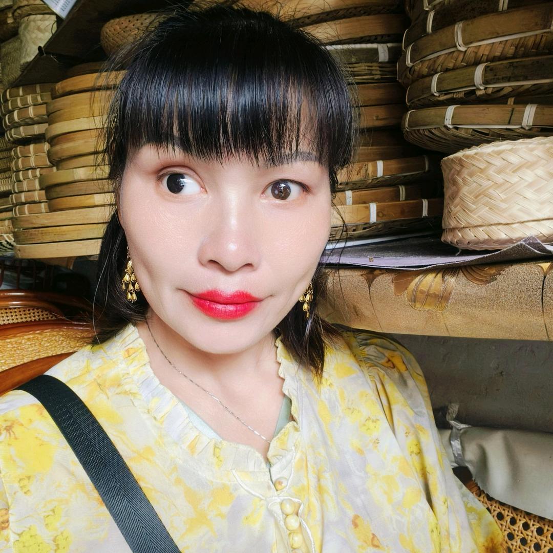 勐海翠竹园家具店