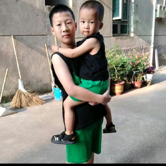家有两宝
