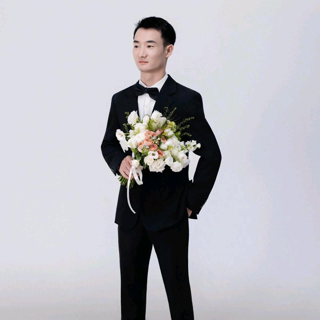 士成