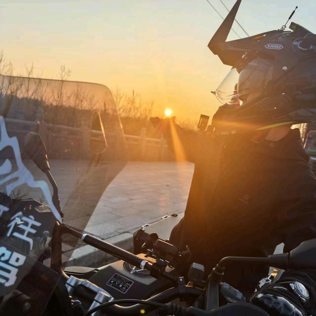 爱骑行的村主任