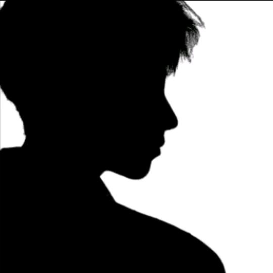 ▁倔强こ男孩う