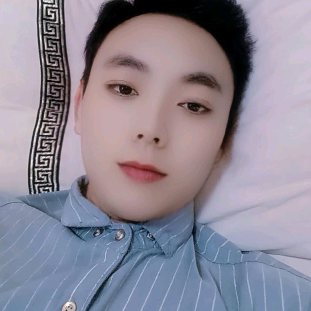 张༃憨༂憨༃