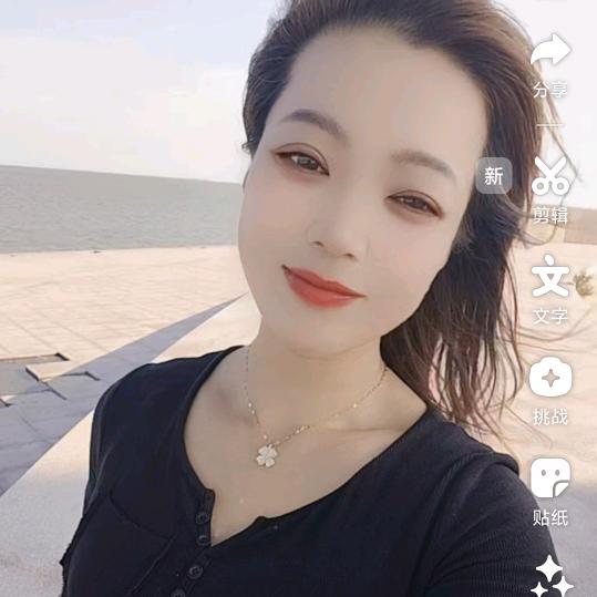越努力越幸运🍒