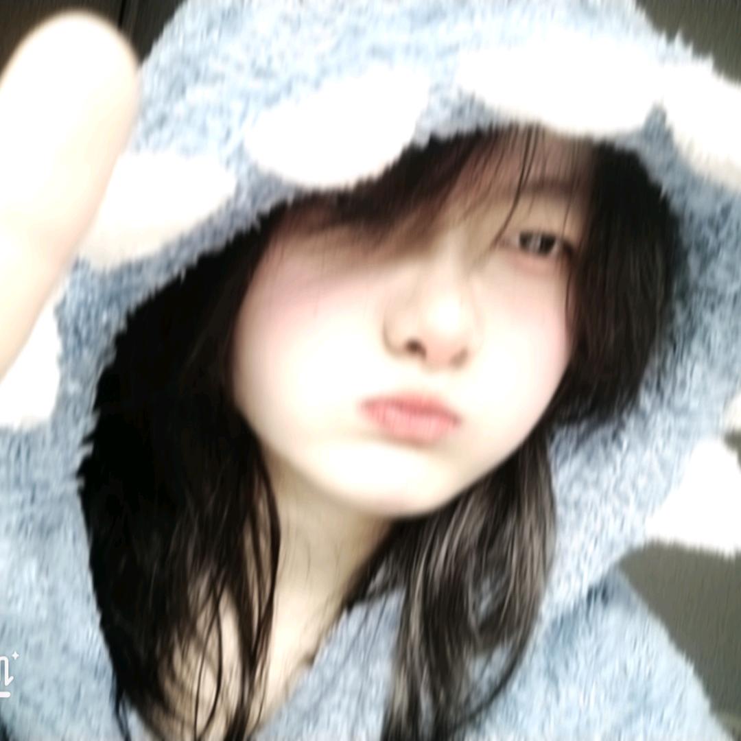 苹果里蜗居的蚕