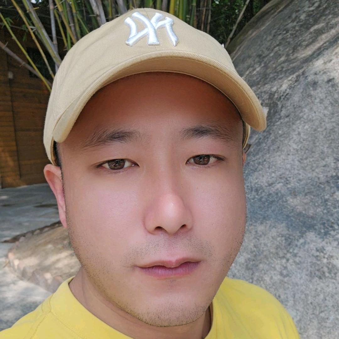 牵着蚂蚁散步去