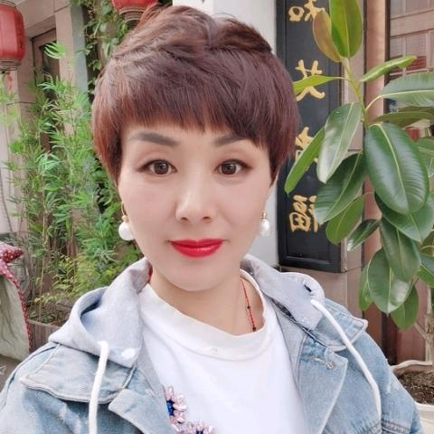 广艾堂——韩明英店长