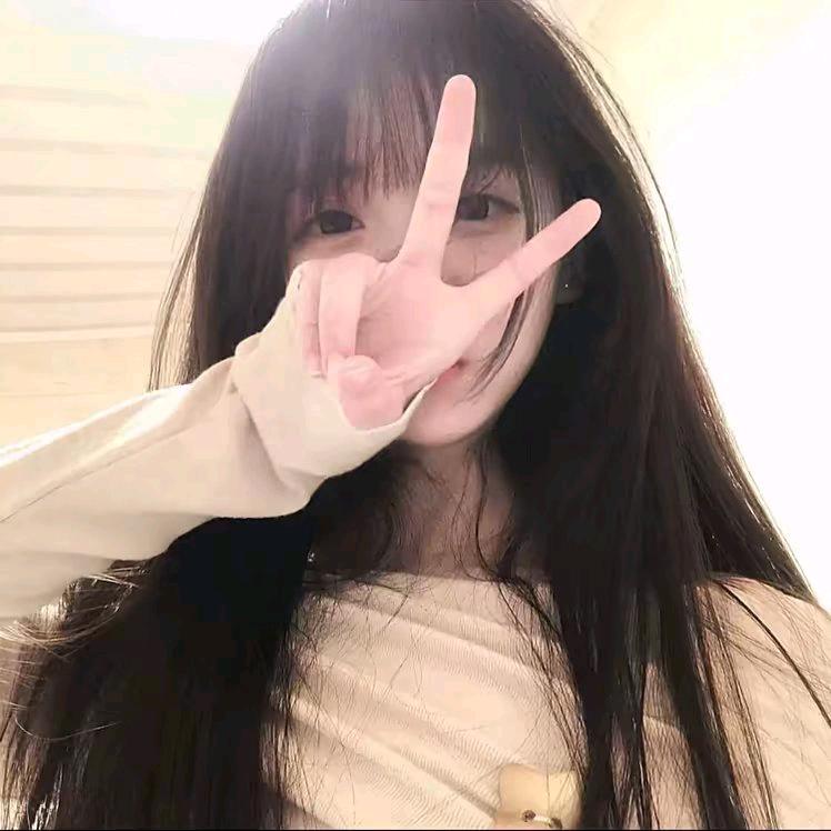 悲伤的小狗。