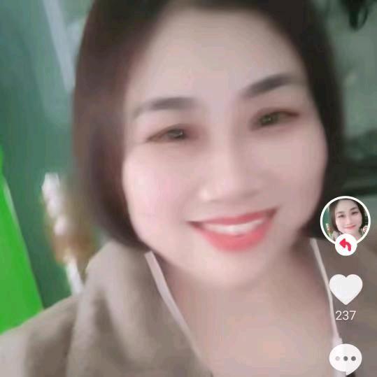 华英百货