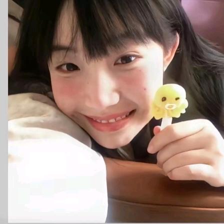 不想秃头的小黄