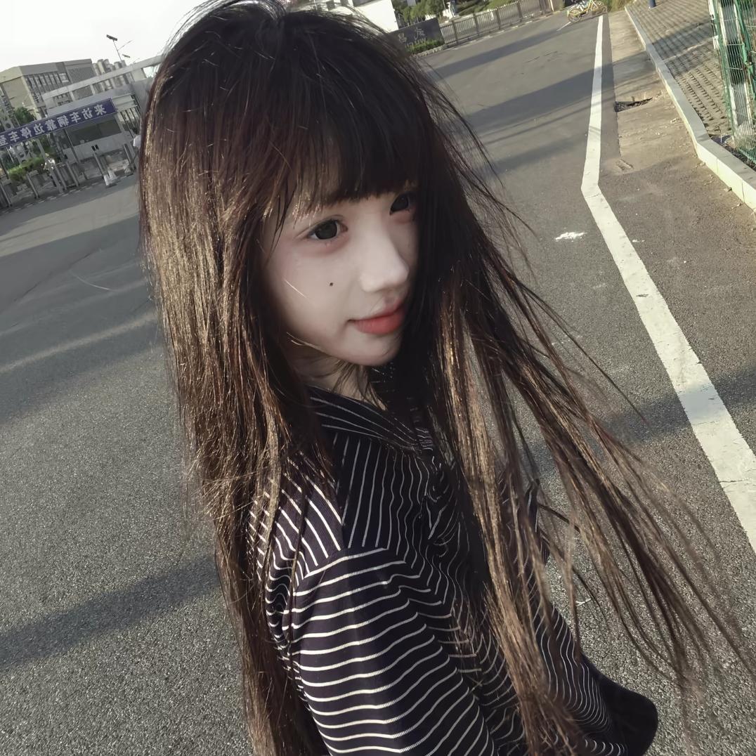 宫婷婷.