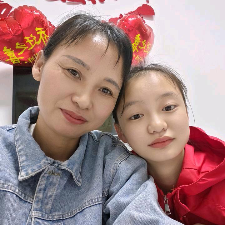 @丽丽