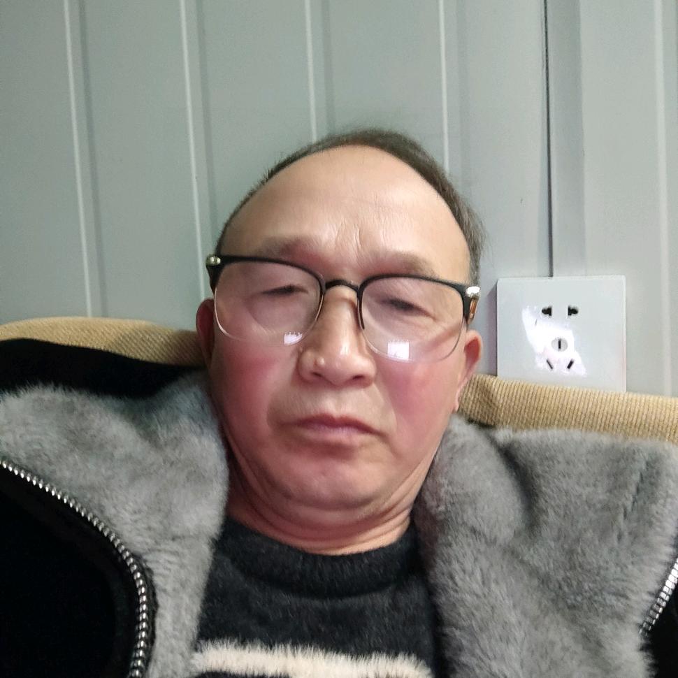 杨维(扬帆启航)