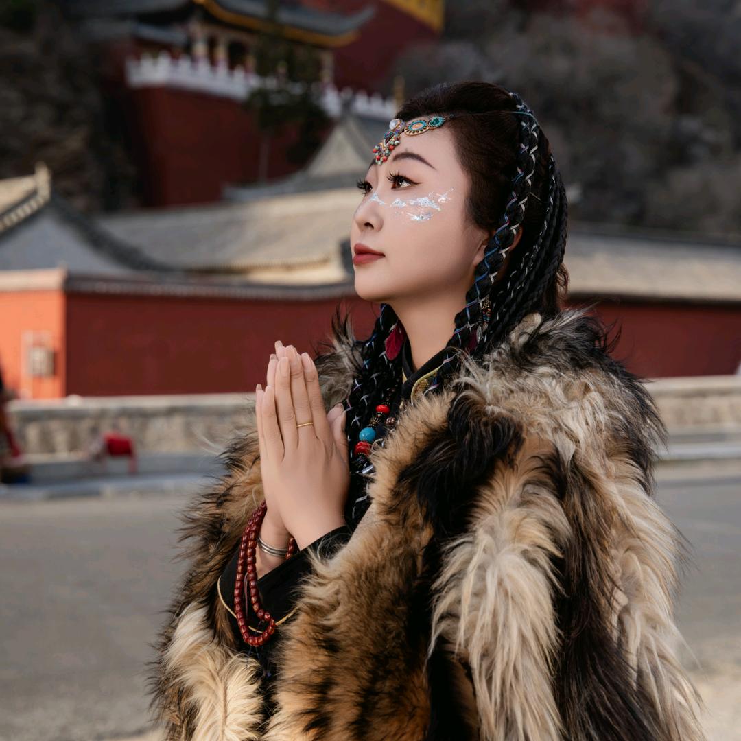 卖寿衣的小仙童