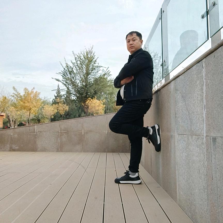 疏勒鱼池类味凉皮店