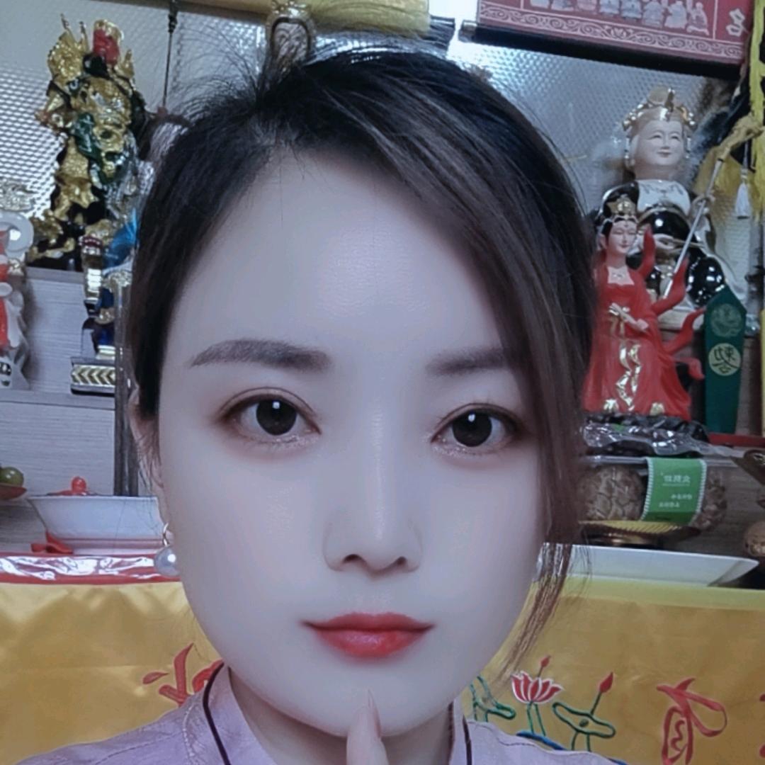 易华居--易弘