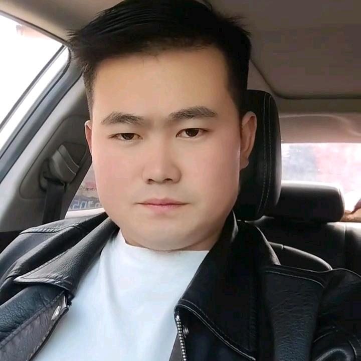 小哥