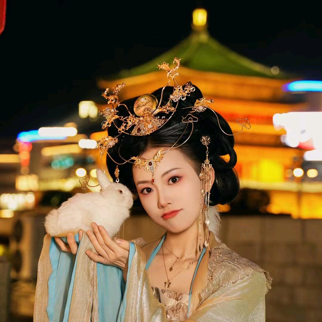 西安不夜城汉服馆