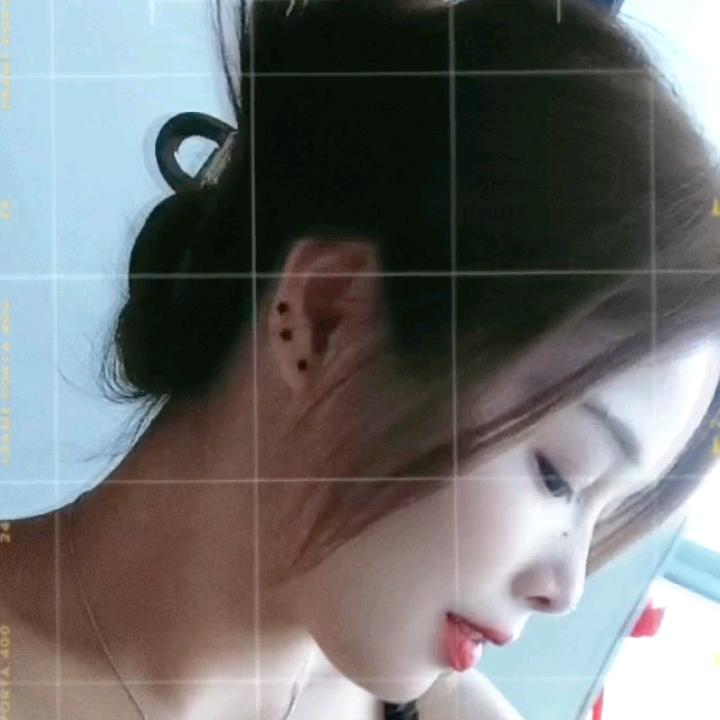 এ᭄ꦿ꯭ꫛ 忆苦思甜  ꧔ꦿএ᭄💕