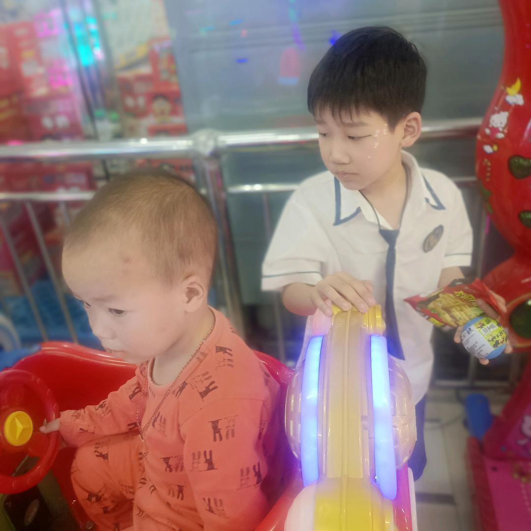 沐阳and沐岑的妈咪