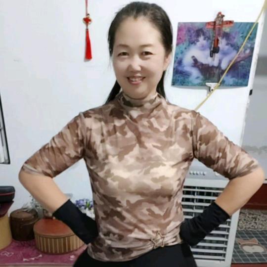 红装素裹