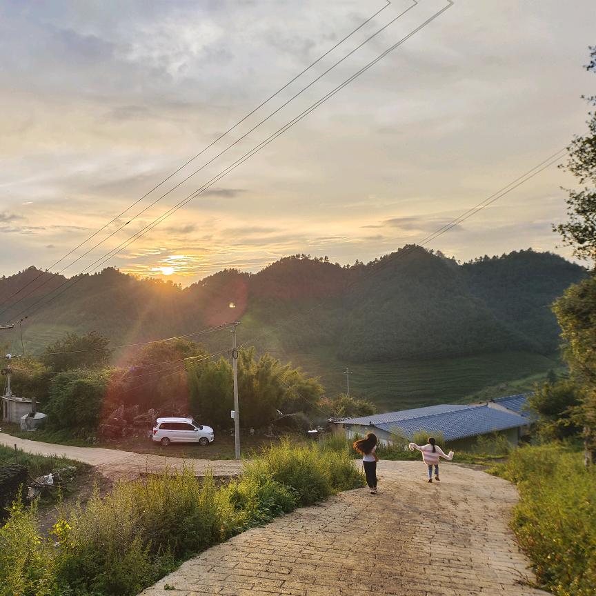 蕊儿🍀（点关注必回关）