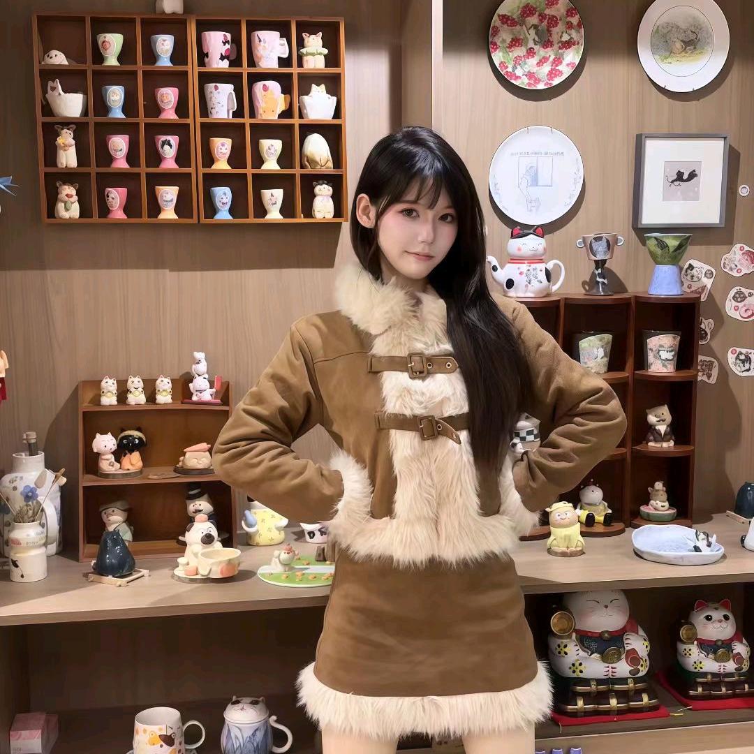 淇淇丨QIQI星纵服饰