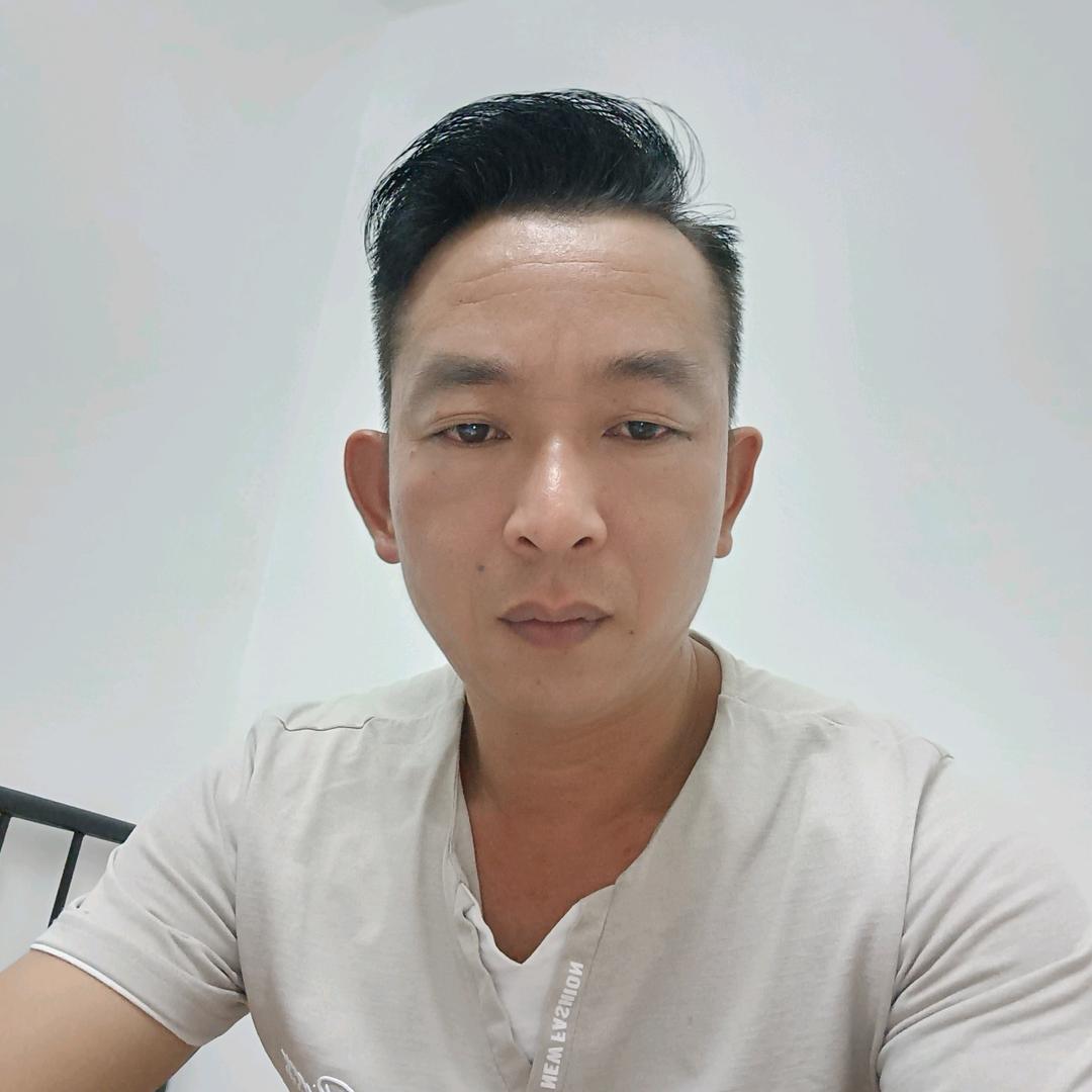 心酸的货车司机。