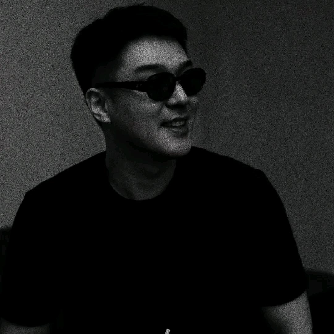 “Liu  Ge”
