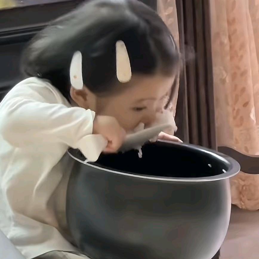 古娜拉嗚漆麻黑