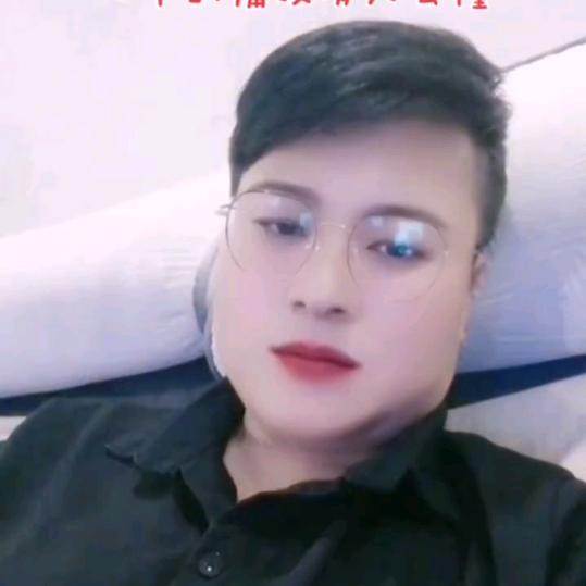 女汉子礼仪传媒